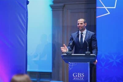 GBS Malta realiza su primera ceremonia de graduación con la presencia del primer ministro Abela