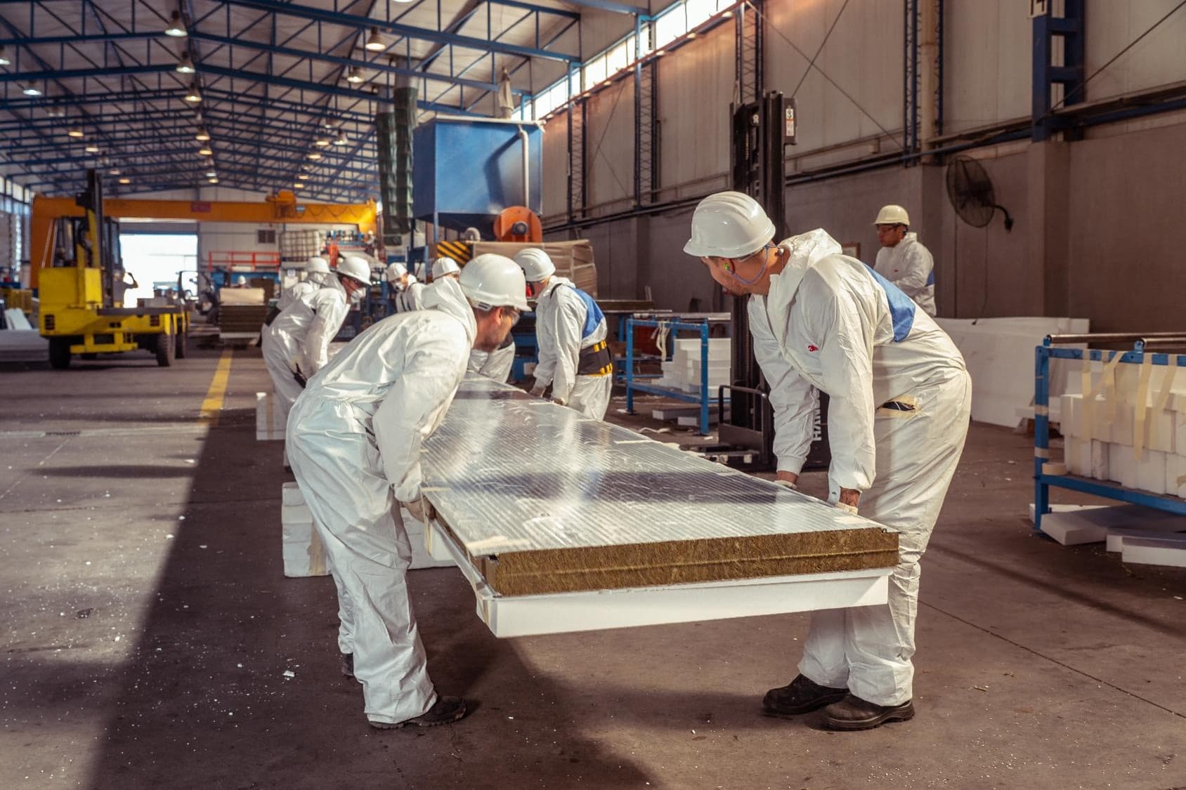 Construcción: noviembre corta la racha y enfría el cierre de 2025