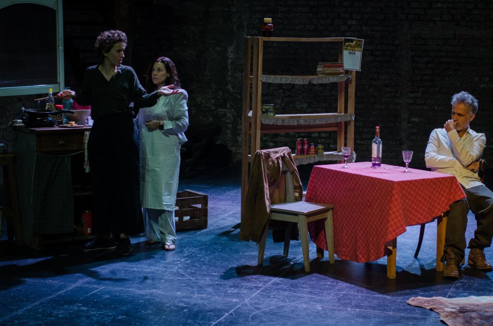 La curva del tiempo presenta funciones en Espacio Callejón antes de su gira por España