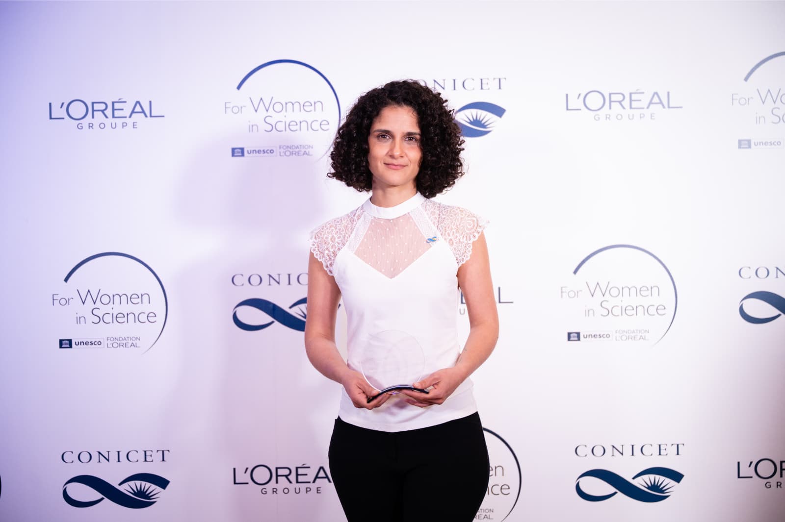 El premio L’Oréal-UNESCO “Por las Mujeres en la Ciencia” cumple 20 ediciones en Argentina