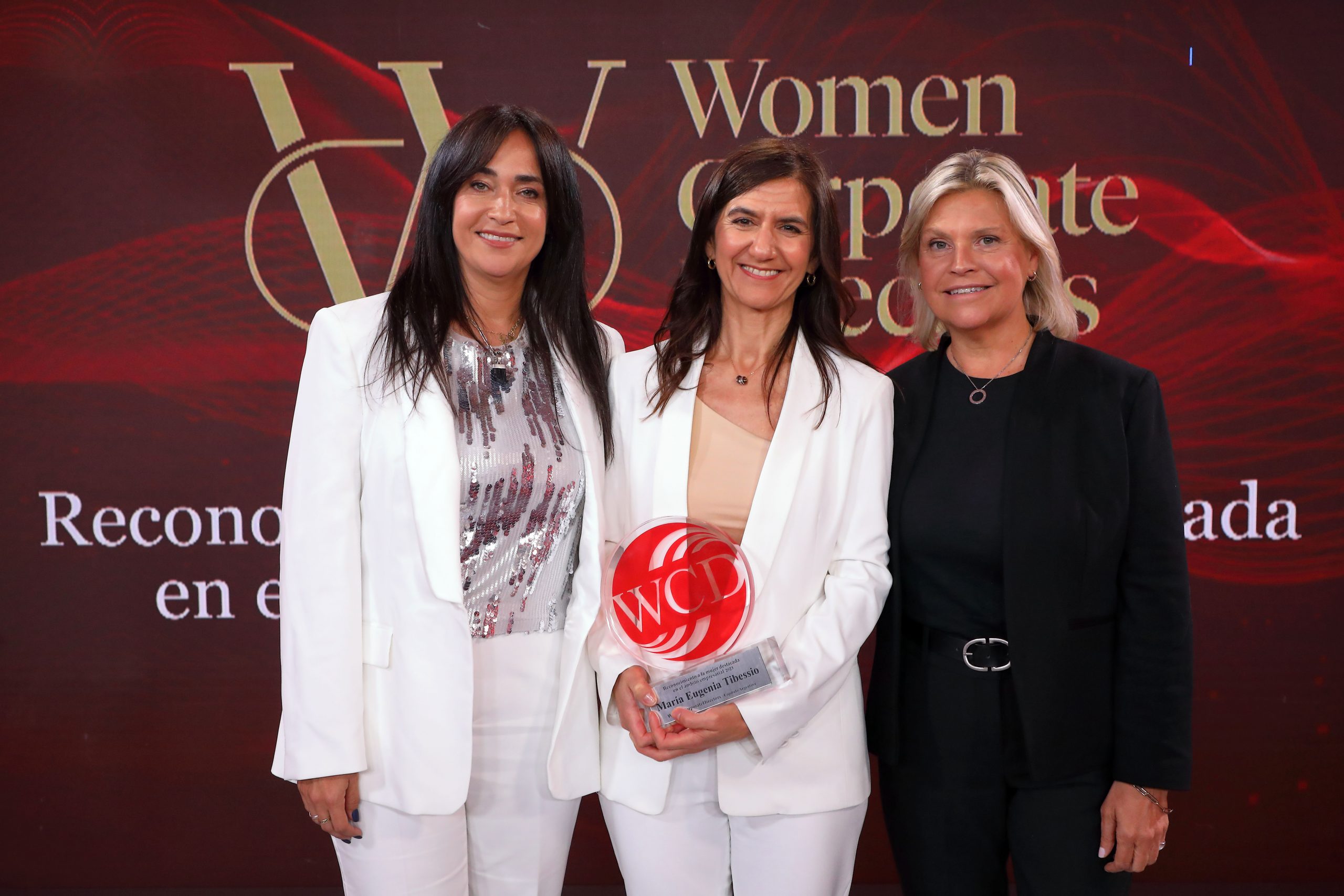 Tamara Vinitzky (KPMG y WCD); María Eugenia Tibessio (Dupont) y Gabriela Terminielli (ByMA y WCD).