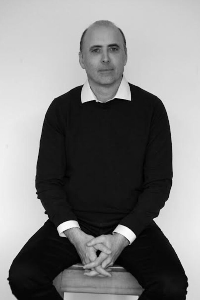 Matías Nahón publica su segundo libro sobre riesgos y regulación de la inteligencia artificial